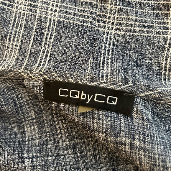 Cqbycq plaid puff shoulder wrap top Size Medium blouse - Picture 8 of 10